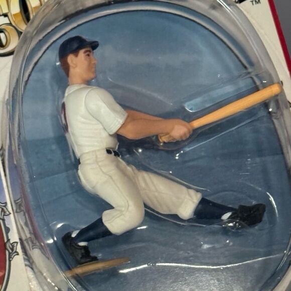 1995 Harmon Killabrew MLB Cooperstown Collection Starting Lineup Figure Sealed - Picture 3 of 6